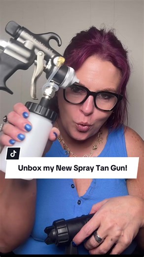 After 8 years I finally got a new spray tan gun!! Unbox my new spray tan gun plus a few more items for my class. #fyp #unboxing #spraytan #smallbusinessowner #spraytanartist @courtneymortensen @MaxiMist Spray Tan Systems