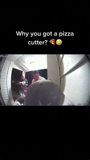 He Asked for His Keys… His Friend Pulled Out a Pizza Cutter 🍕💀