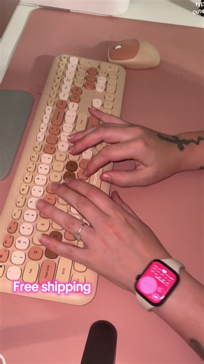 This bubble keyboard is SO satisfying 😍⌨️ Perfect for gaming, typing, or just aesthetic desk vibes. Clicky keys, soft bubble feel, and RGB glow ✨ #bubblekeyboard #keyboardtok #desksetup #rgbkeyboard #keyboardasmr