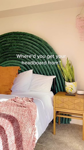 Creative Pool Noodle Headboard Ideas for Your Dorm Room