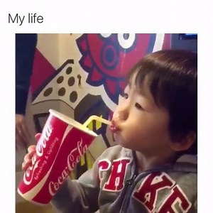 9.7K views · 126 reactions | :'D | GIF Smile | Facebook