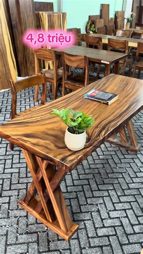 Dimensions: 60cm wide - 1m40 long - 5cm thick #bantron #wood #furniture #round table #woodworking...