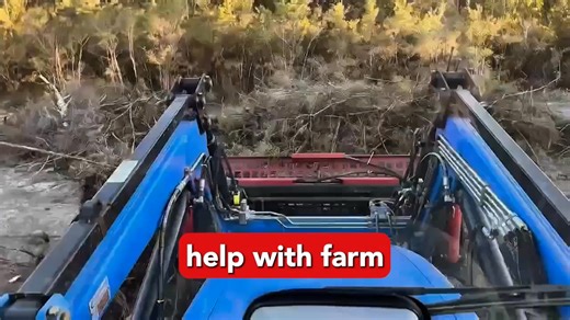 Aussie farmers swear by it! ⭐⭐⭐⭐⭐ “The Power Claw is the best thing I’ve spent money on." | Rata Equipment