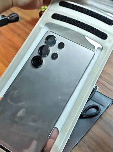 Choosing the Best Waterproof Case for Your Outdoor Adventures