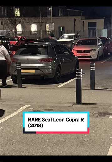 Explore the RARE 2018 Seat Leon Cupra R