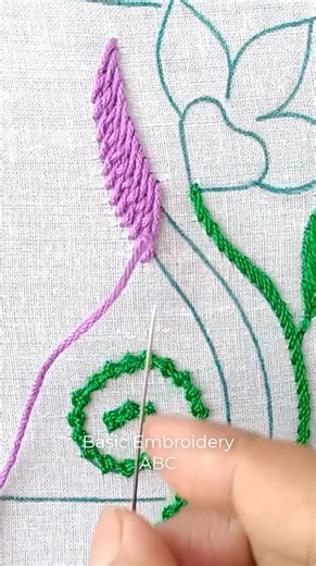 924K views · 7.3K reactions | 朗請How to do Romaninan basic hand embroidery stitch borderline#viralreelsシ #bordado #basicembroideryabc #embroidery | Basic Embroidery ABC | Facebook