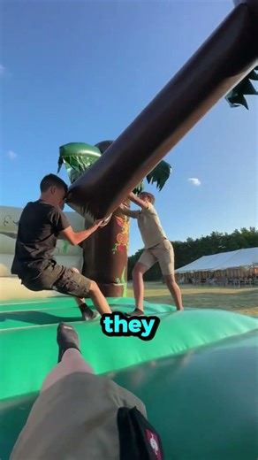 DON'T SIT HERE 😱#viral #shorts #viralshorts