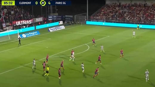 Una chilena histórica... para un Messi histórico