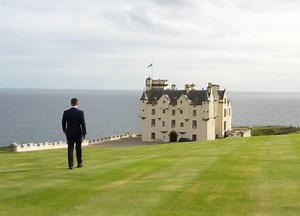 $3200万美元的海边城堡•豪宅显化#公主#欢迎回家！不仅是一座建筑，更是一段历史的传承。邓比斯城堡Dunbeath Castle，始建于1428年的雄伟古堡