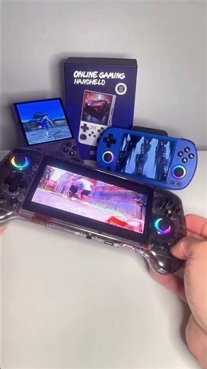 👉 Lien en bio pour la RG557 🎮 Console rétro portable Anbernic spéciale émulation PS2/PSP