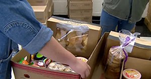 Fresh Food Giveaway Helps Those In Need