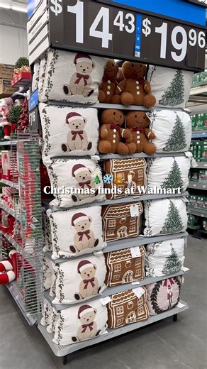 The Walmart Christmas decor is here!!!🫢🤭🤭 link to everything in description!