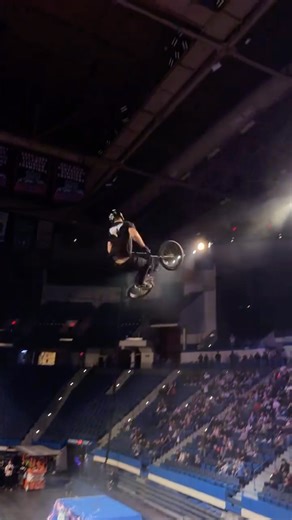 @rwilly show stopper | Nitro Circus