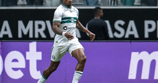 Jamerson é regularizado e pode estrear pelo Vitória