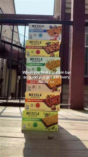 You don’t have to choke down another sad protein bar. Those chalky, chewy, beige brick pretending to be a snack? Yeah, you deserve better. Meet the Mezcla Puff-Crispy Bar: a plant-based protein bar that actually tastes good, looks good, and feels good to eat. No weird ingredients. No sugar alcohols. Just pure flavor and vibe. What makes it different: 🌱 Plant-based & gluten-free 🍫 Crispy cocoa, matcha vanilla, and peanut butter flavors ✨ Crisp, airy texture—not dense or chalky 🤍 No soy, dairy,
