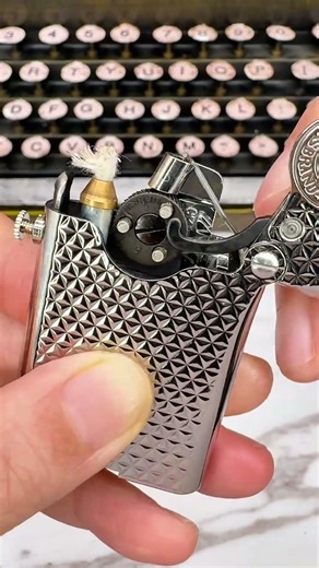 Diamond Grid — Precision on Display