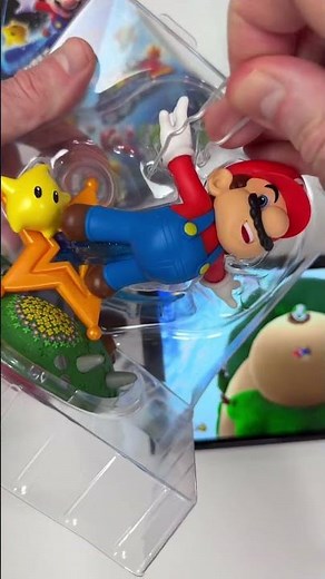 It's-a Huge! Super Mario Galaxy amiibo Unboxing and Comparison - Mario and Luma