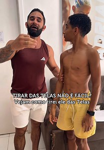 Vai aprender a Tocar violão Um violão lindo profissional da Eletrônica Almeida aqui de Cajazeiras em salvador -Ba #violao #music #musica #instrumento #filhos