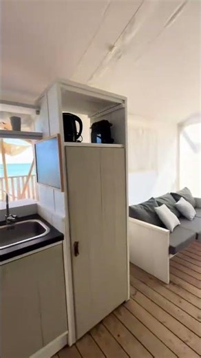 Inkijkje in onze luxe glamping tent aan zee in Italië