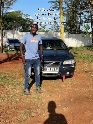 2005 Volvo S60 Review: Comfort and Style