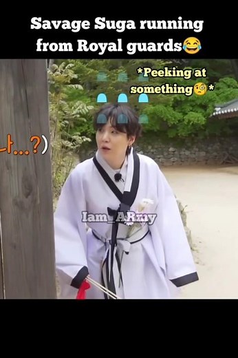 Savage Suga running from Royal Guards to save himself 😂 #suga #bts #shortsfeed