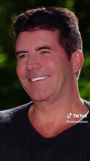 Che Chesterman Impresses Judges with 'A Song for You' | The X Factor Audition