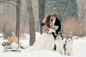 50 Stunning Winter Wedding Photos