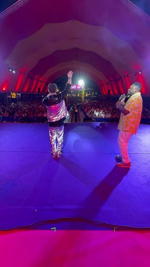 RIO DE JANEIRO 🇧🇷🇧🇷🇧🇷 🔥🔥🔥🔥🙏 Amigo @matheusfernandes_mf muito obrigado de todo meu coração pela generosidade em me convidar a subir no teu palco com esse público maravilhoso do Rio de Janeiro @carna.rildy És um artista incrível e tens um público igual ao teu coração enorme de portas abertas Parabéns a tua equipa pelo profissionalismo , atenção e carinho. Nos vemos hoje em RECIFE amigo. Deus o comando 🙏 | Matias Damásio
