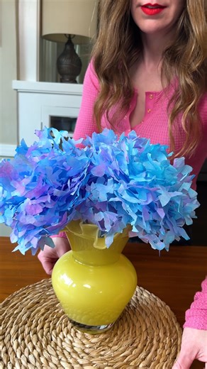 How to make paper Hydrangeas! 💐 Easy spring craft with coffee filters! #craft #spring #papercraft #FloralDecor | Jeff & Lauren