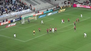 841K views · 9.9K reactions | William Pottker simplesmente meteu uma cavadinha e perdeu um pênalti no segundo tempo contra o Athletico. No rebote, recuperou a bola, sofreu outro pênalti e converteu para o Avaí! Confere aí: | TNT Sports Brasil | Facebook