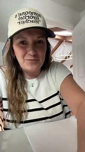 Conceptual way to divide using place value disks! I teach fourth grade math.