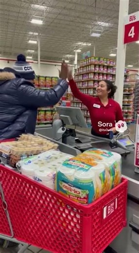 Every Cart Tells a Story | BJ’s Wholesale Concept Commercial #sora ‪@BJsWholesaleClub‬ ‪@DallasCowboys‬