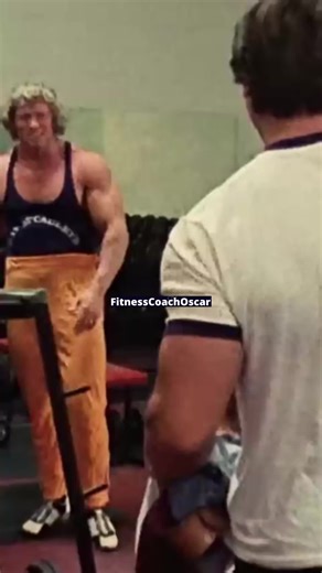 Bodybuilding • Coaching • Science on Instagram: "Arnold didn’t just train back he crafted a masterpiece. This video breaks down his Golden Era back workout, showing how to build width, thickness, lats, traps, rhomboids, and rear delts with compound lifts, progressive overload, high volume, mind-muscle connection, strict form, and legendary intensity. If you want classic aesthetics, massive back development, and the blueprint of a champion, this is a must-watch. #ArnoldSchwarzenegger #BackWorkout