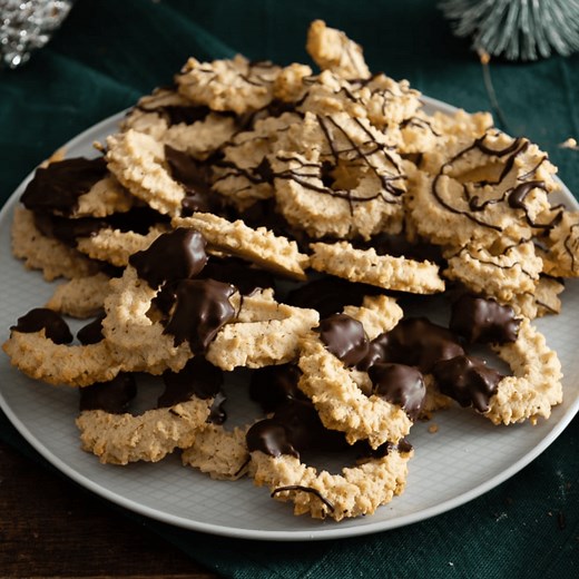 Zartes Spritzgebäck aus dem Fleischwolf: Omas bestes Rezept