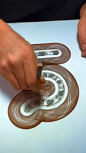 353K views · 1.6K reactions | Use a spirograph to draw the "5" in "2025!" 朗 #art #artist #spirograph #spirographart | Shanghai Daily 上海日报 | Facebook