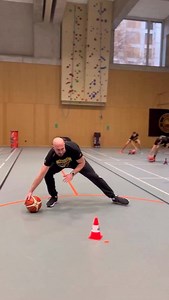 10K views · 1.5K reactions | Day 1  #ballhandling#dribbling#footwork#demonstration#details#stationary#basic#skills#progression#turn#zigzag#inandout#pound#pocket#body#jab#combo#ball#manipulation#kyrie4 #skillsfactory #basketballtrainer #camp#swizerland #basketball #ballislife | savajerkic | Facebook