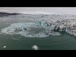 Large calving of glacier caught on video in Iceland