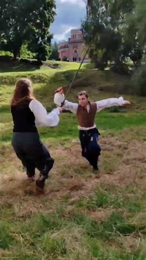 Messer VS Longsword | Мессер против Длинного меча | Братство мечей ‪@BrotherhoodofSwords‬