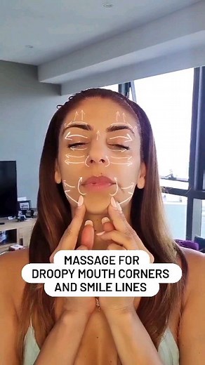 9.8K reactions · 20 comments | Happy Friday lovely people  Simple yet effective massage moves to keep those mouth corners lifted. Try it with your skincare ✨️ Get the whole sequence in our 5 wk Face yoga program . . Happy weekend x . . #smilelines #faceliftingmassage #facialyoga #yogafacial #facefitness #facegym #thefacechi #faceworkout #antiageing #yogaduvisage | The Face Chi | Facebook