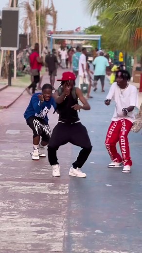 1cloutdipson on TikTok