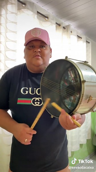 Aprenda a Tocar Caixa no Samba: Dicas e Ritmos