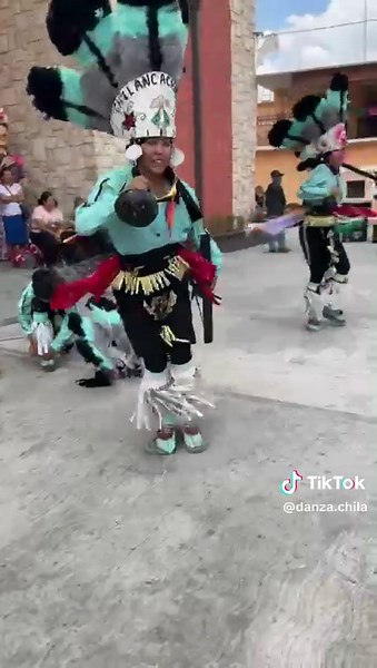 Danza de Matachines: Celebrando la Tradición Mexicana