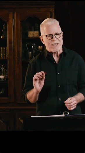 RON OSBORN: How to be a successful screenwriter with the Ultimate Screenwriter Course