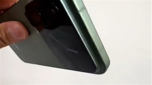 小米（MI）17 Pro Max 旗舰手机，强劲性能流畅体验，拍照、游戏全场景胜任，大电量快充解决续航焦虑，轻薄设计手感出众，生活工作得力助手。