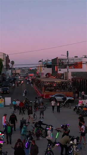 Explore Venice Beach: A Perfect LA Getaway