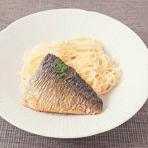 お手軽 焼き鯖そうめん 作り方・レシピ | クラシル