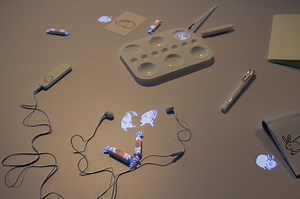 White Rabbits, Let's Play! Animation for Installation - Naoki Ichiryu