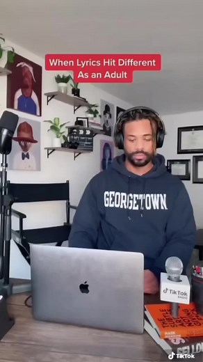 Bryan Adams “Summer of 69” lyrics were slick 😉 #80smusic #throwbacksongs #songlyrics #nostalgia