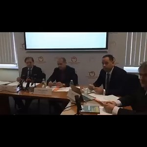 🔈 NOVÝ CESTOVNÝ PORIADOK ZSSK 🔈 ☑️V túto nedeľu 9️⃣.1️⃣2️⃣. vstúpi do platnosti Grafikon vlakovej dopravy na roky 2018/2019. ☑️ Na trati Bratislava – Košice budú premávať 4️⃣ páry vlakov InterCity, pričom najrýchlejší vlak IC 45 zvládne túto trasu za 4 h 36 min, ostatné vlaky za maximálne 4 h 50 min. ☑️ Zaviedli sme nové priame spojenie Bratislava - Zürich prostredníctvom vysokorýchlostného vlaku Railjet xpress. ☑️Od januára 2019 obnovíme železničnú dopravu na úseku Zvolen – Šahy. Viac čítajte