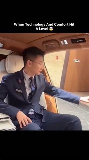 World_War | The Huawei Maextro S800 is a full-size luxury electric sedan (available as both a pure electric vehicle and an extended-range electric... | Instagram